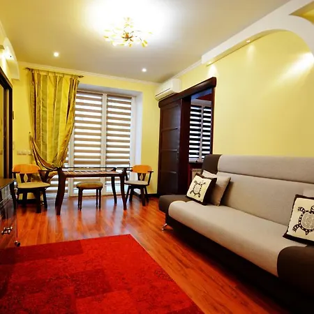 Aparton Jacuzzi Apartament *